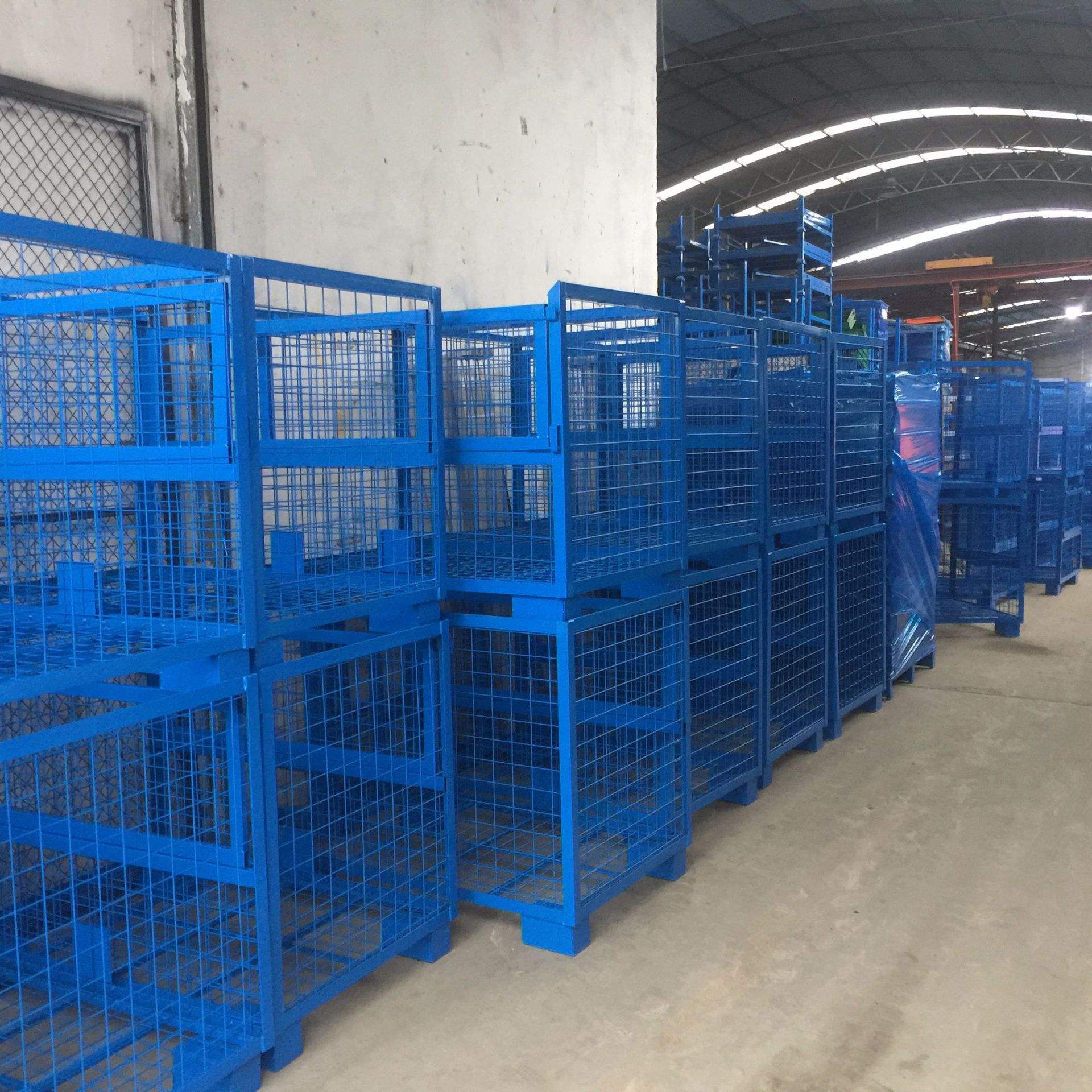 鋼制周轉(zhuǎn)箱 (1)